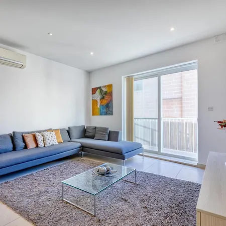 Spacious 3br In The Heart Of With Wifi Ac Apartman Sliema