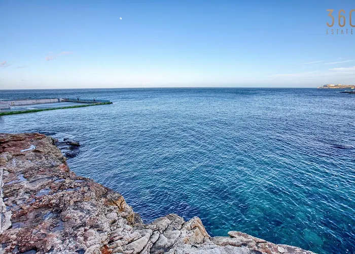 Spacious 3br In The Heart Of With Wifi Ac * Sliema