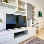 아파트 Spacious 3br In The Heart Of With Wifi Ac *