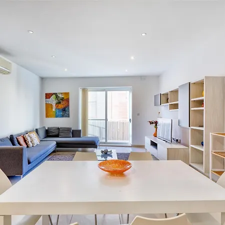 Spacious 3br In The Heart Of With Wifi Ac