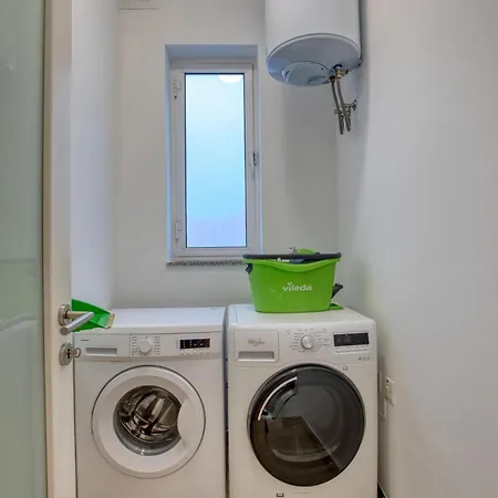 아파트 Spacious 3br In The Heart Of With Wifi Ac 슬리에마