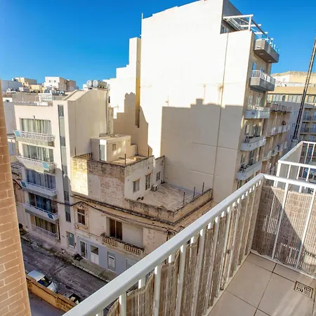 شقة Spacious 3br In The Heart Of With Wifi Ac *