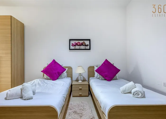 Spacious 3br In The Heart Of With Wifi Ac