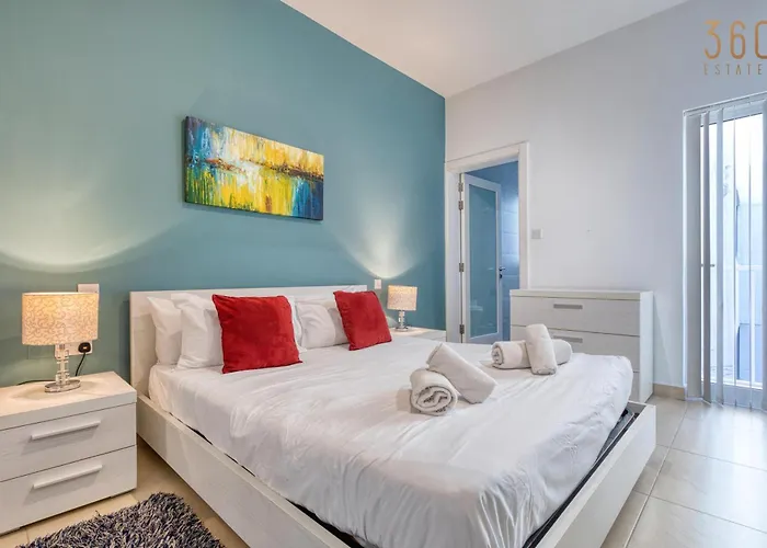 Spacious 3br In The Heart Of With Wifi Ac Apartament Sliema