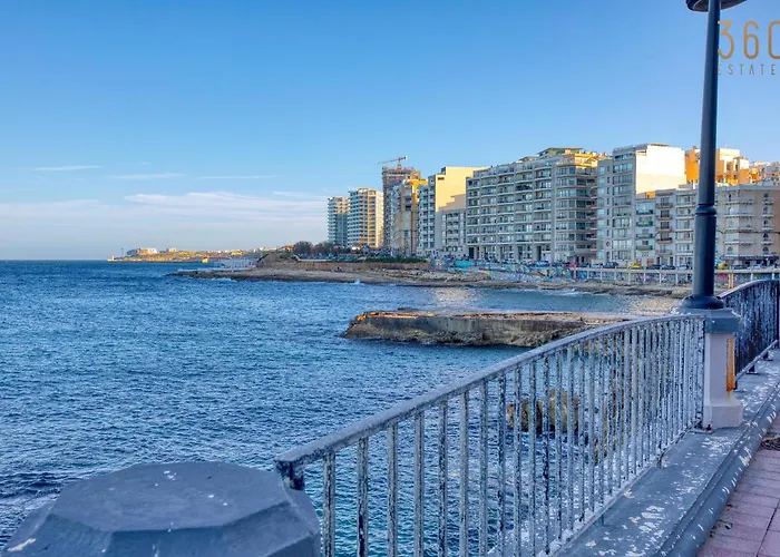 Spacious 3br In The Heart Of With Wifi Ac *