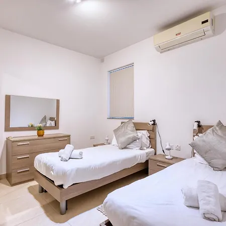 Spacious 3br In The Heart Of With Wifi Ac